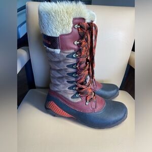 MERRELL WINTERBELLE PEAK MAHOGANY WATERPROOF WINTER BOOT! WOMEN'S SIZE US 9
